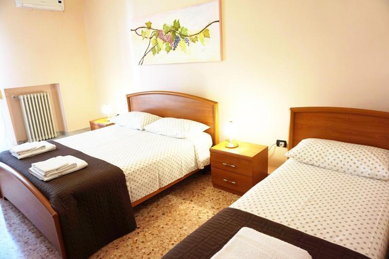 B&B Piazza 300Mila Лечче Экстерьер фото