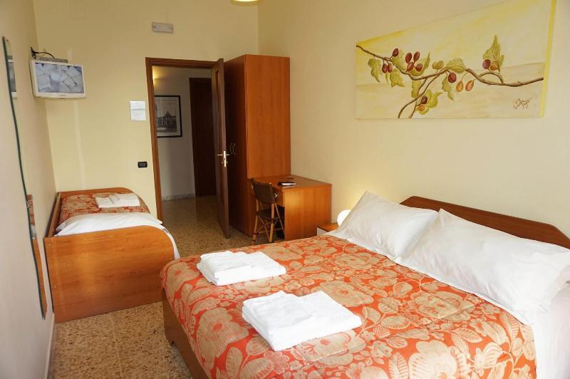 B&B Piazza 300Mila Лечче Экстерьер фото