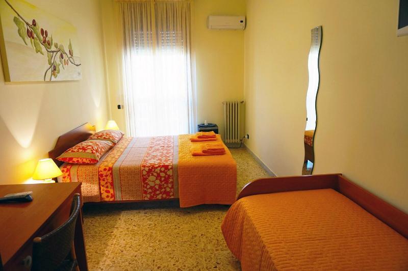 B&B Piazza 300Mila Лечче Экстерьер фото