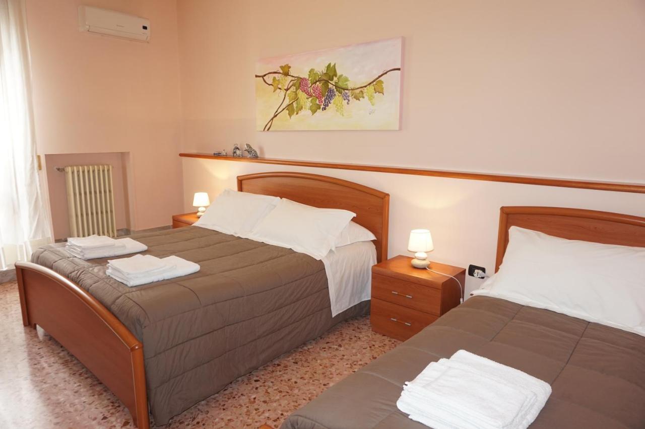 B&B Piazza 300Mila Лечче Экстерьер фото