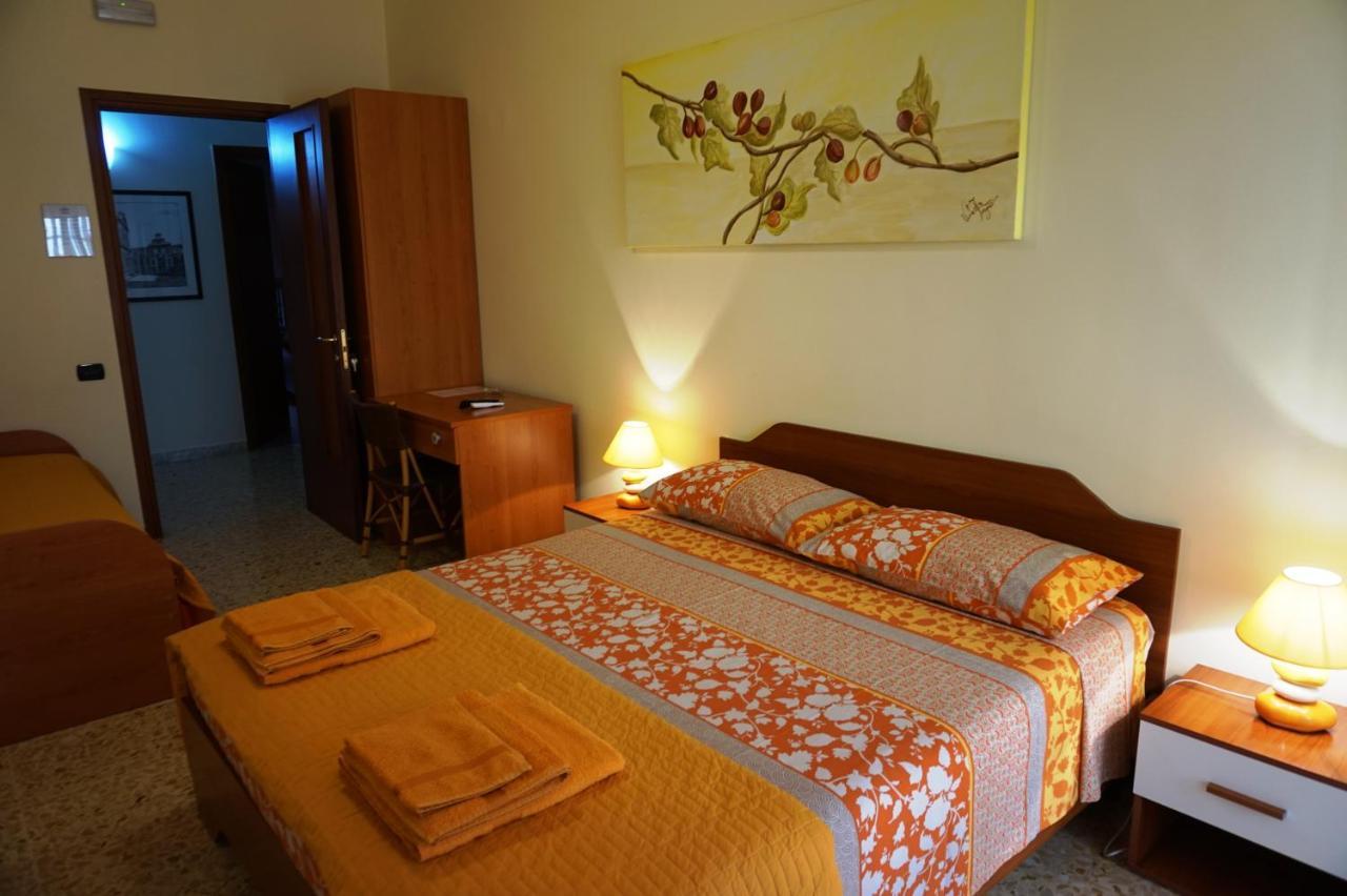 B&B Piazza 300Mila Лечче Экстерьер фото
